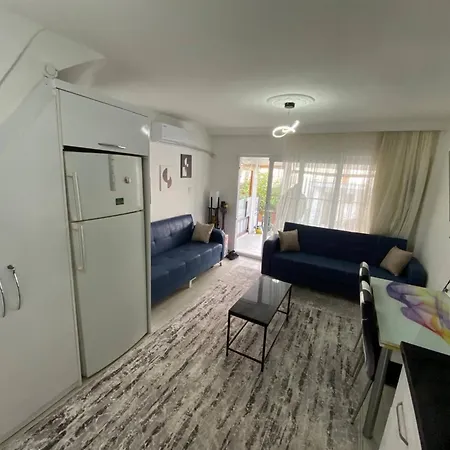 Summer House 库萨达斯