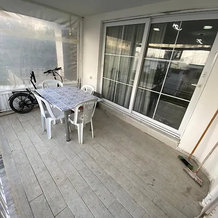 Summer House 库萨达斯