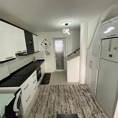 بيت للعطل Summer House كوشاداسيه